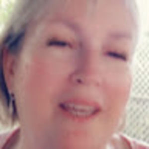 Meet your Posher, Marisa